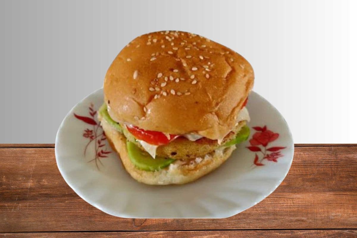 Masala Paneer Tikki Burger