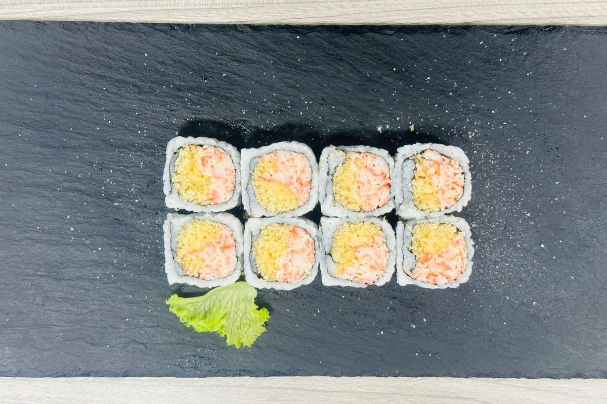 Spicy Crab Roll (8 pcs)