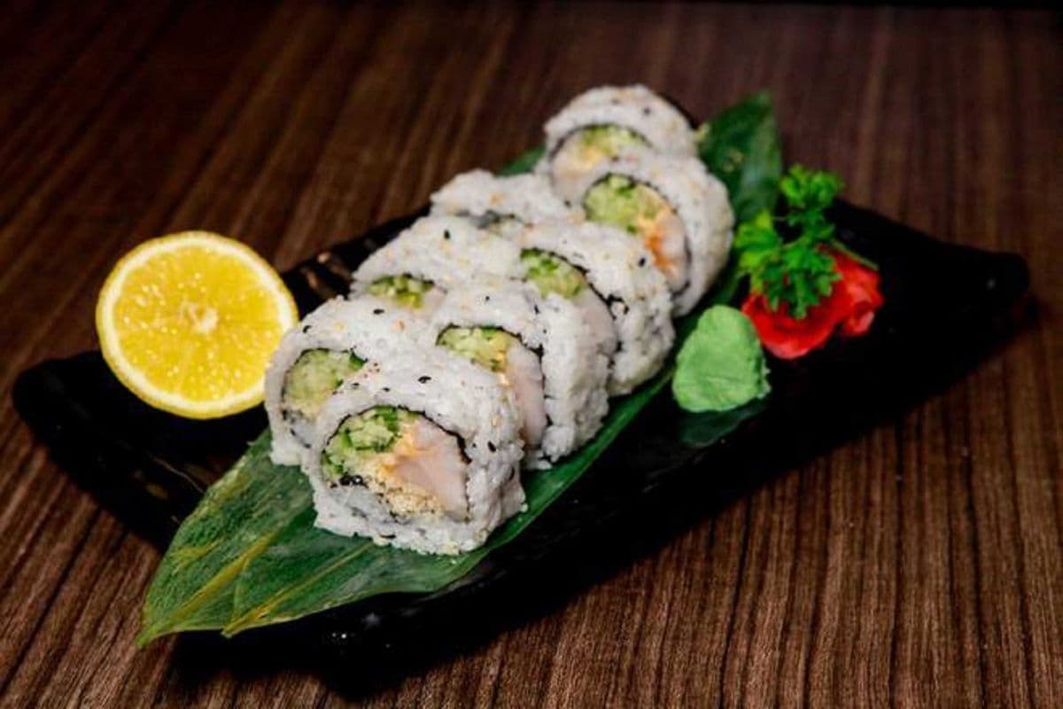 Spicy White Tuna Roll (8 pcs)