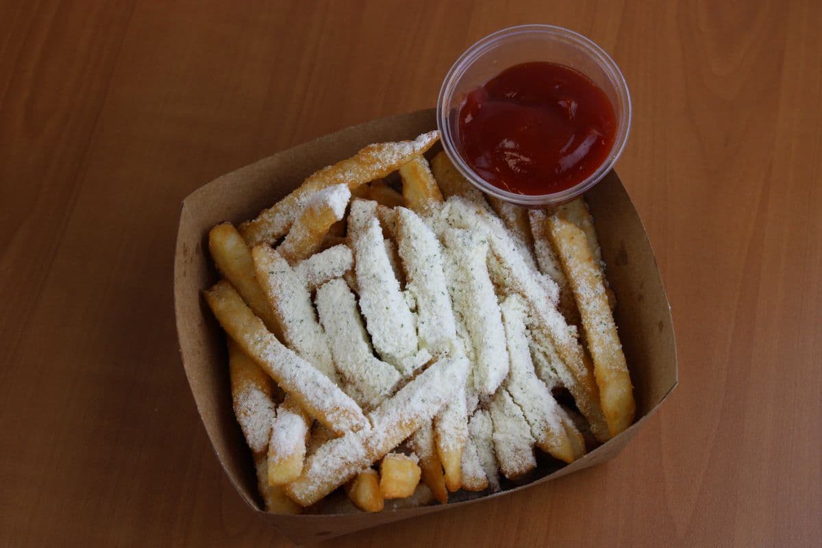 Snowing Cheese Fries