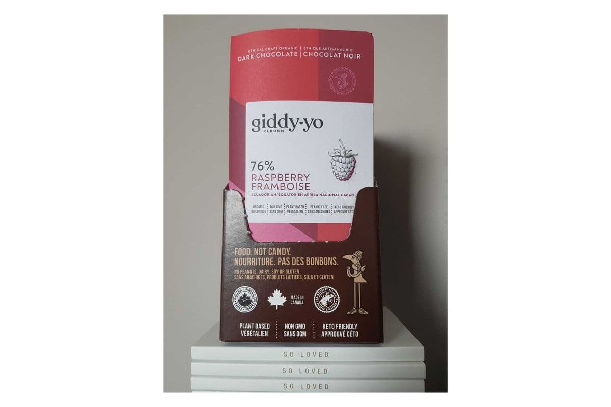 RASPBERRY 76% XDARK CRUNCHY 90% DARK CHOCOLATE, BOX OF 20 x 60g BARS, ORGANIC & VEGAN. FREE OF PEANUTS, DAIRY, GLUTEN, SOY (Box of 20 - 60g bars )