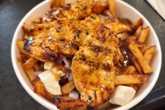 Poutine au Poulet / Chicken Poutine