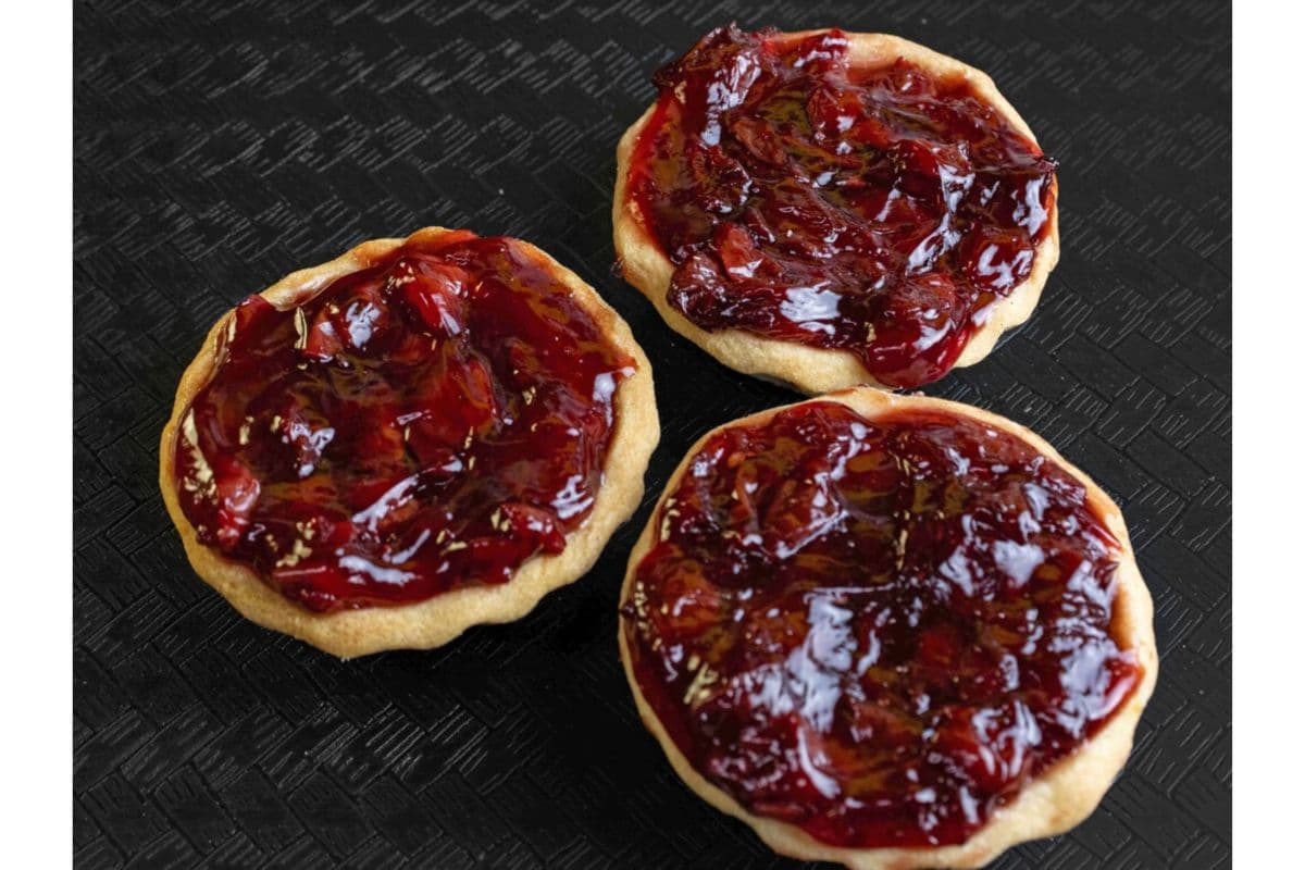 Cherry cheesecake