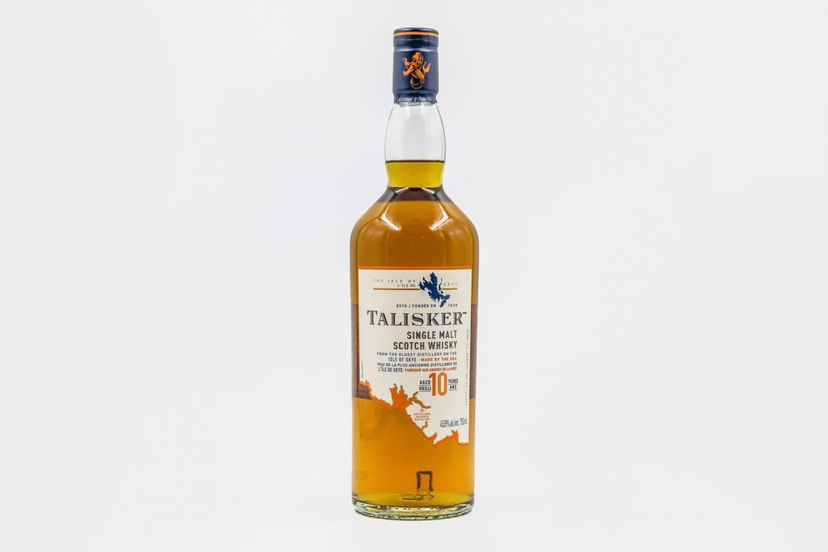 Talisker 10 Year Old Single Malt Scotch Whisky (1 x 750ml)