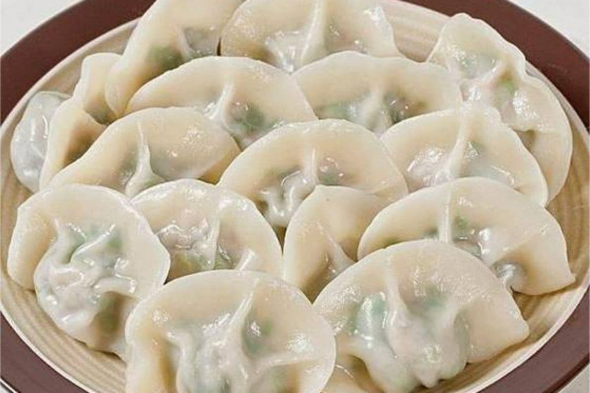 Sauerkraut Pork Dumplings / 煮猪肉酸菜饺子