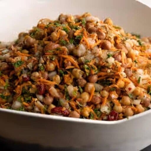 Bean Salad - Three Choices of Salad / Salade de légumineuse - trois choix de salade