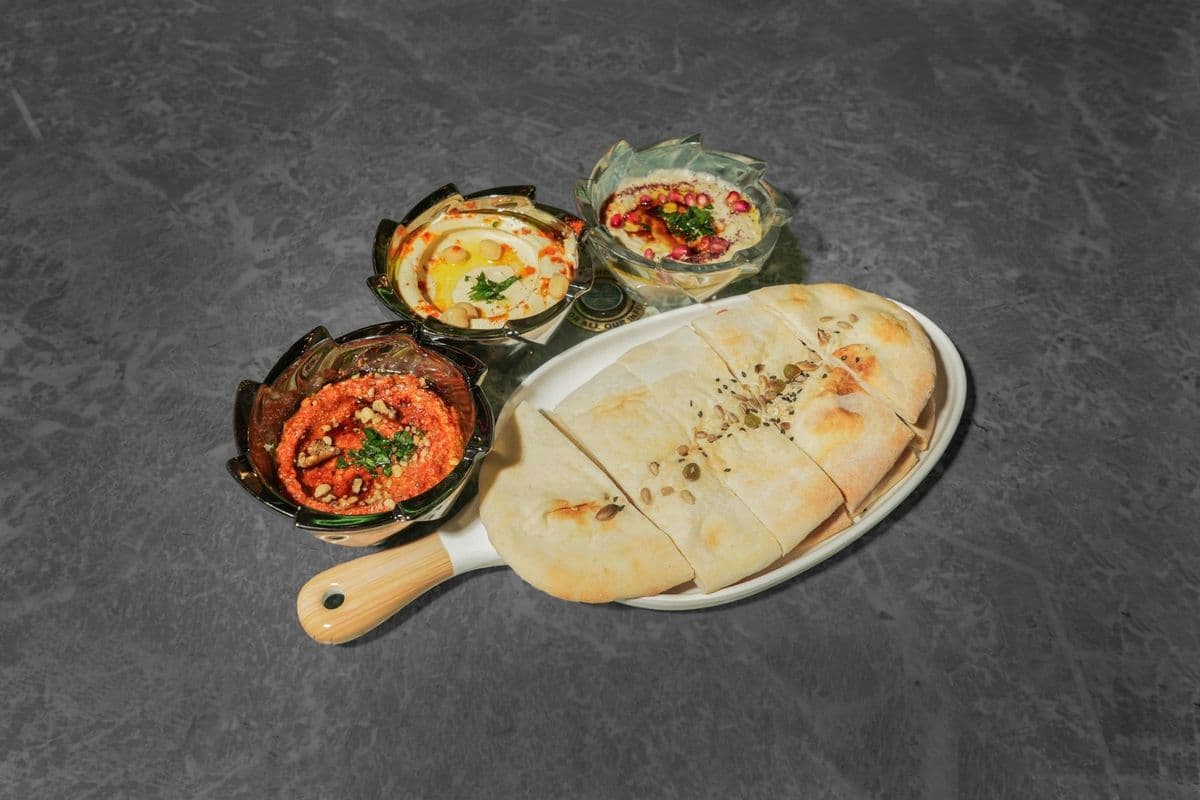 Hummus Royale