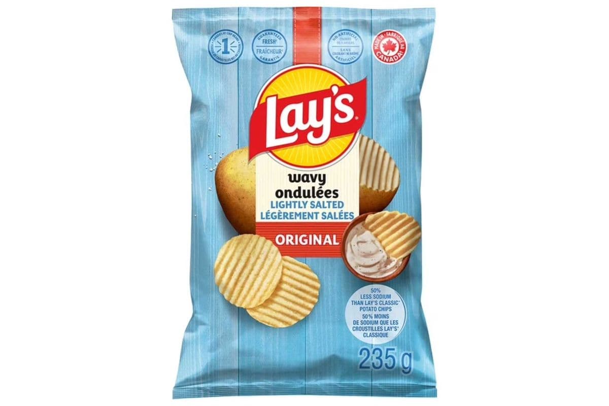 Lay's Wavy Lightly Salted (235 g)