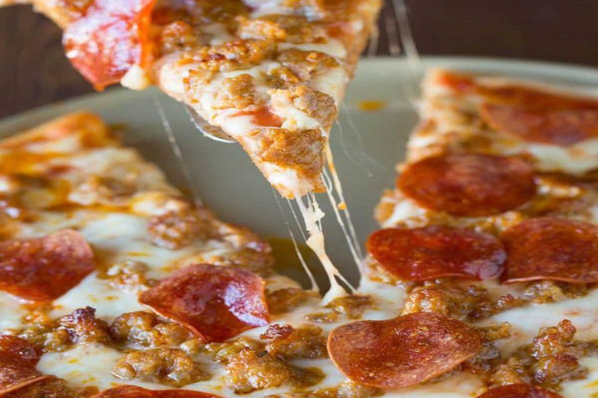 12. 10" Small Spicy Sausage Pizza