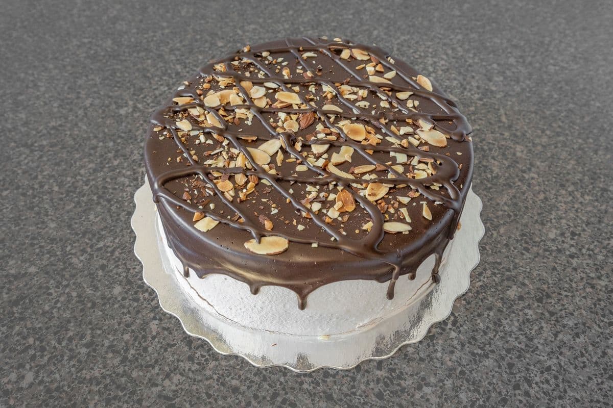 8" Bacio Cake