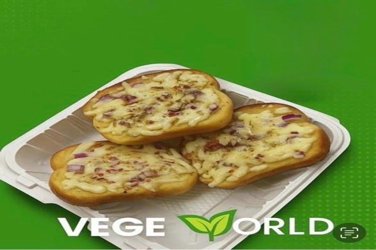 Cheesy Garlic Bread (3 pcs)