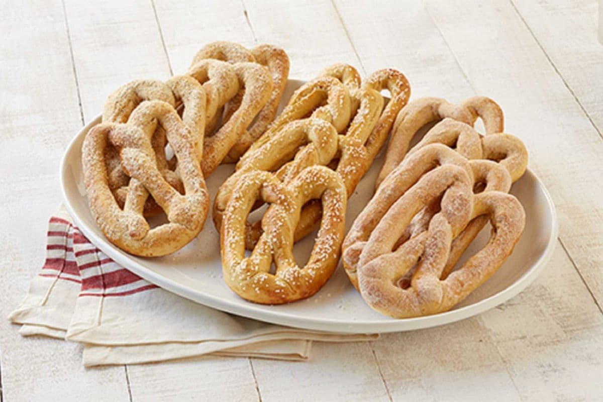Pretzels Value Pack Mixed - 12 Pretzels