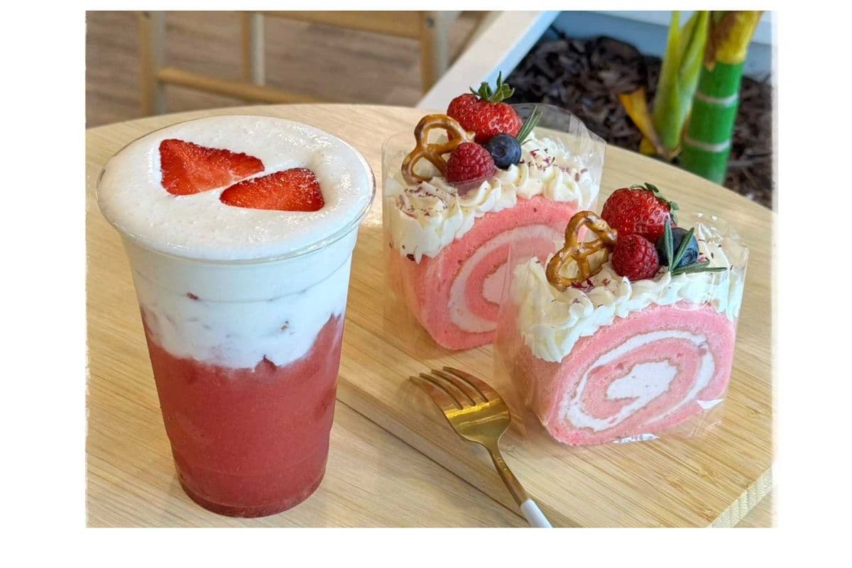 Iced Strawberry Macchiato