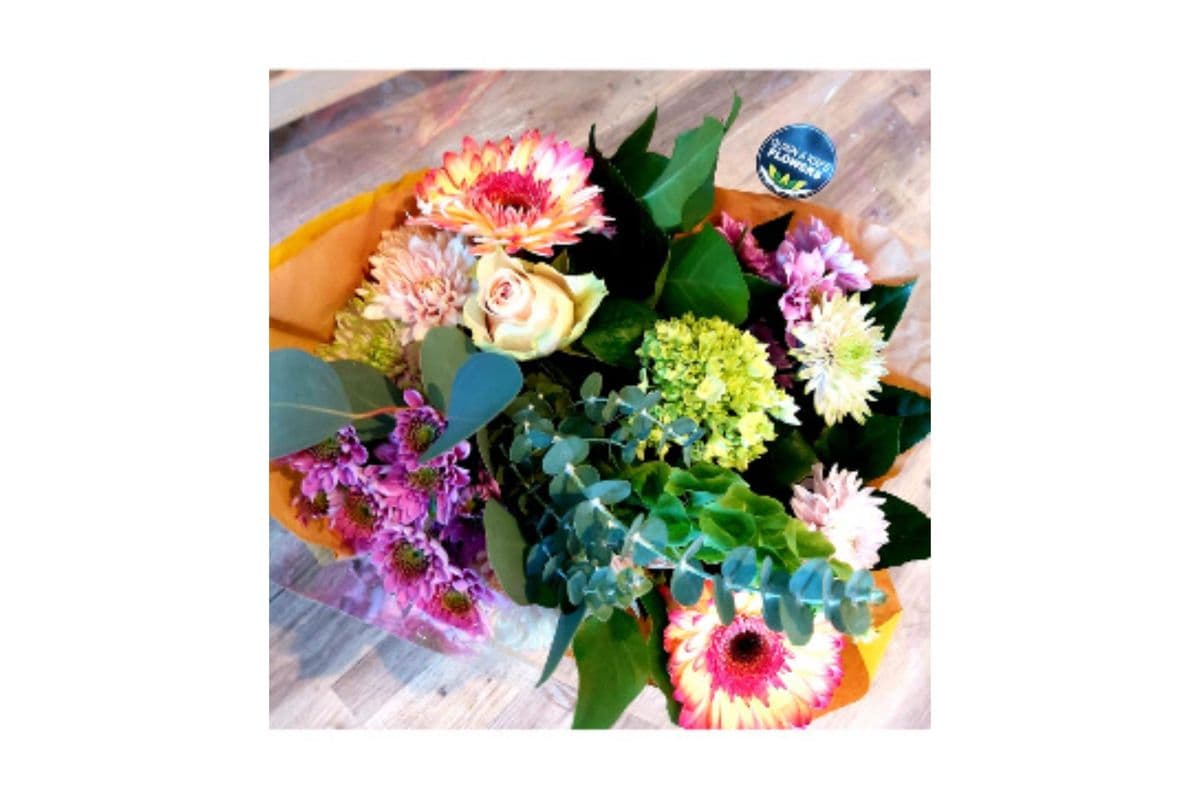 Canadian Grown Bunch- Premium Cut Flowers