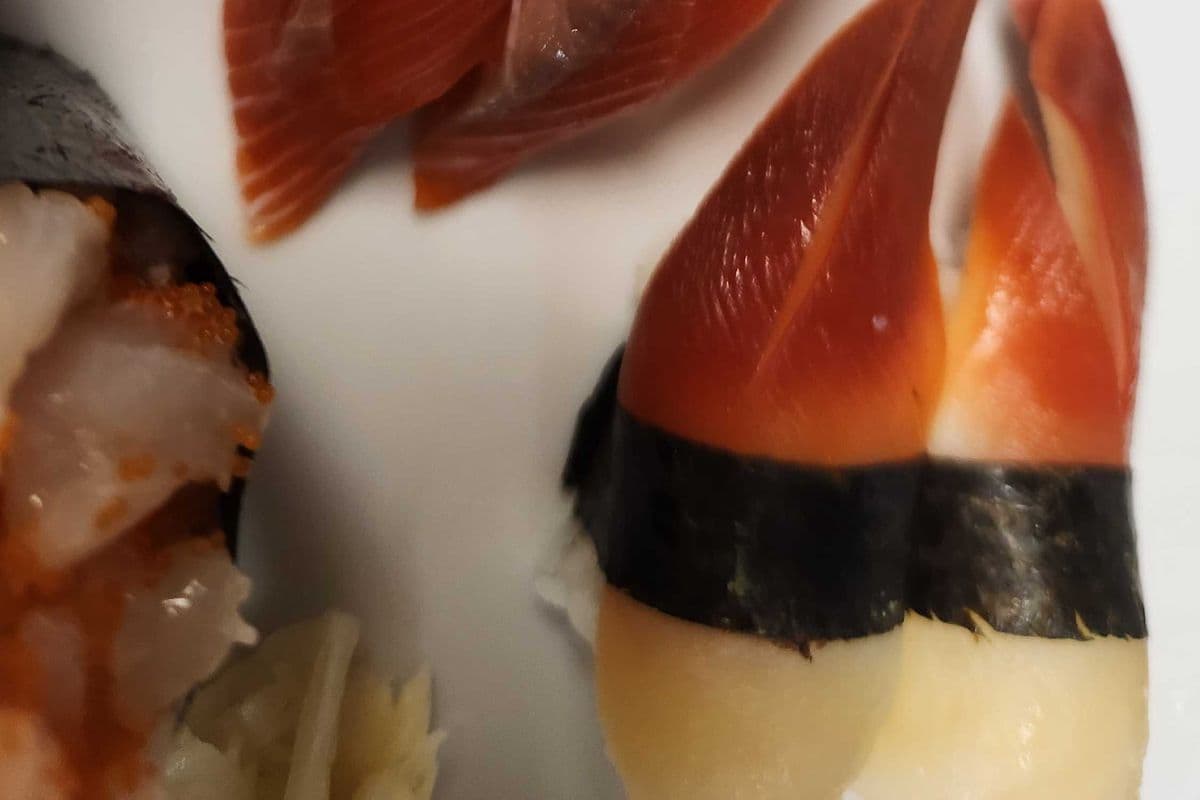 Hokkigai (Surf Clam) Nigiri Sushi