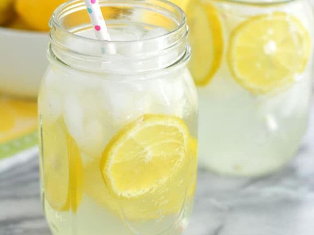 Fresh Lemonade Juice