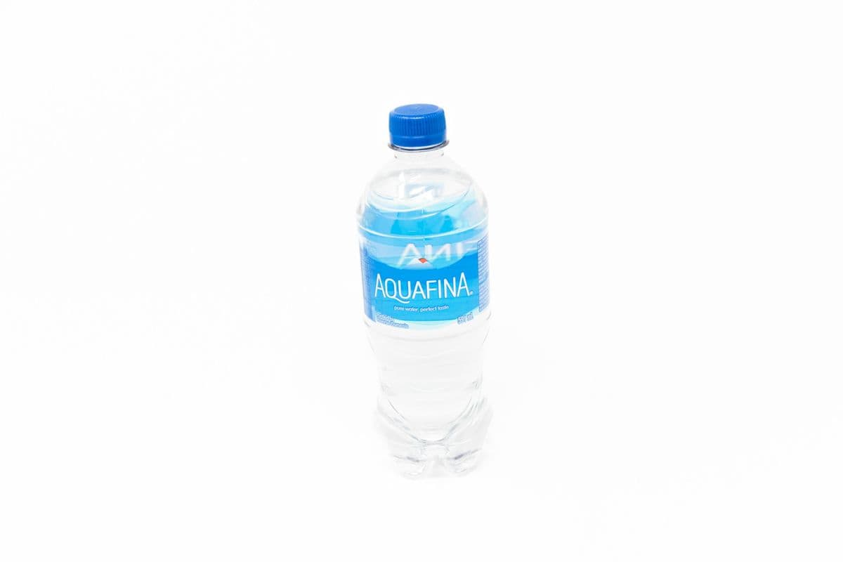 Aquafina (591ml)