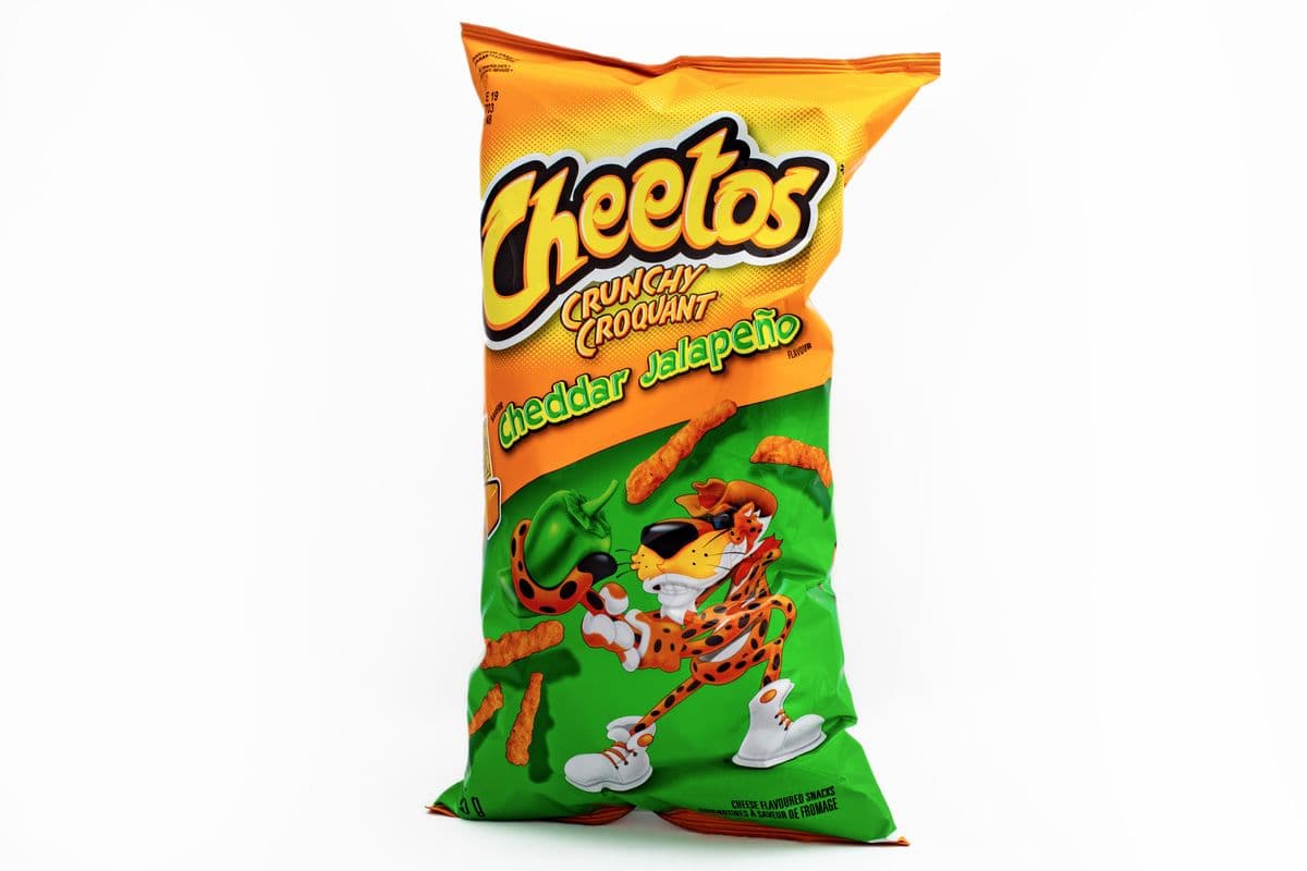 Cheetos Crunchy Cheddar Jalapeno (285g)