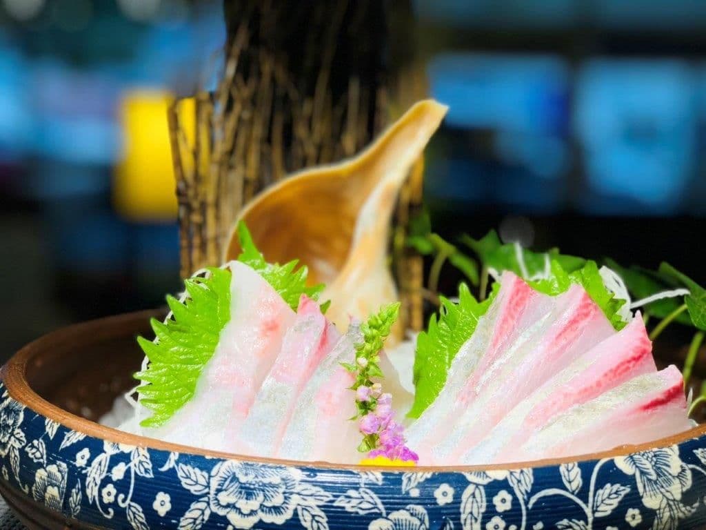 Hamachi Sashimi