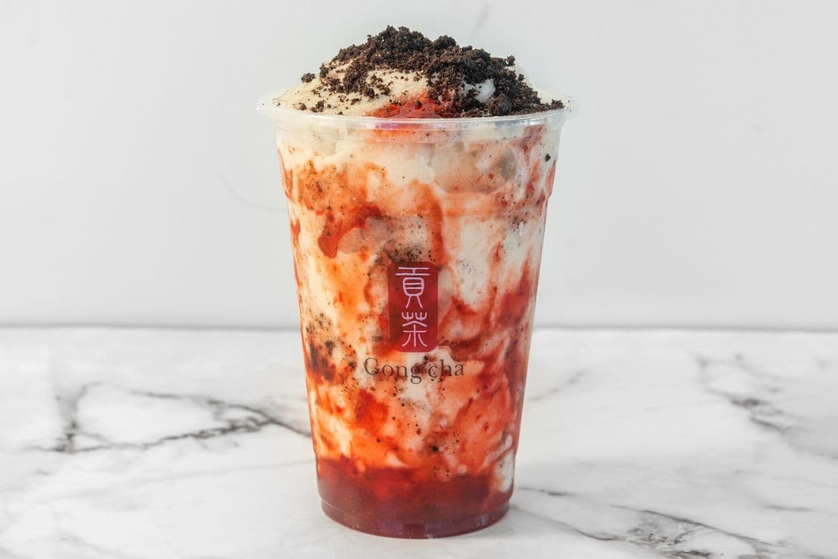 Strawberry Oreo Smoothie