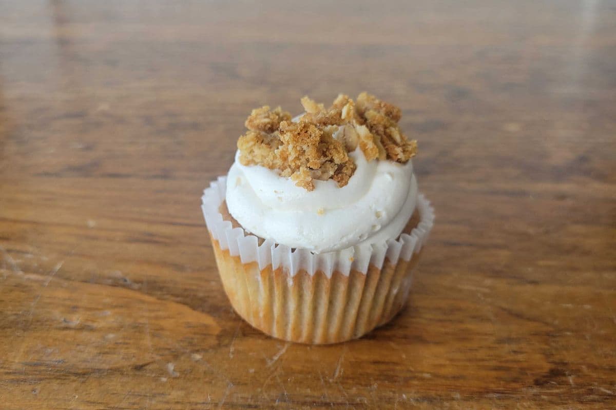 Apple Crumble Mini Cupcake