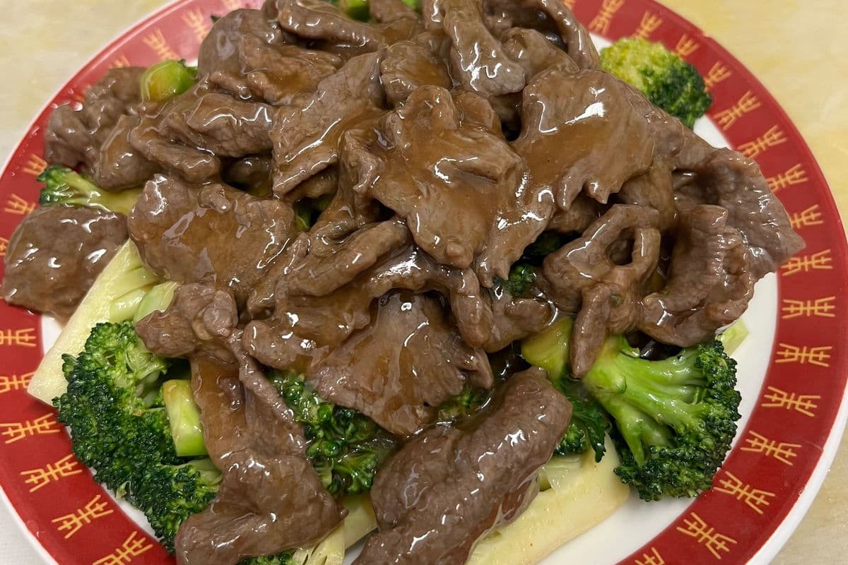 47. Beef with Broccoli