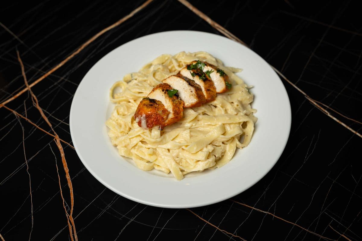 Chicken Penne Alfredo