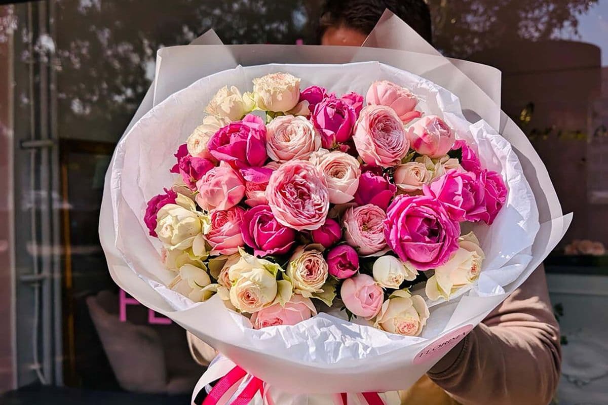 40 Stems - Designers Choice - Luxury Wrapped