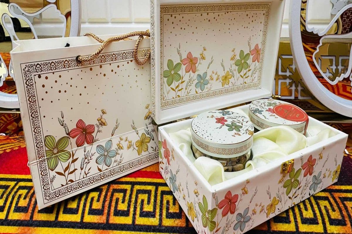 2 Jar cream base Hamper