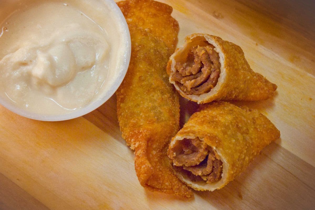 Donair Egg Rolls (2 Pcs)