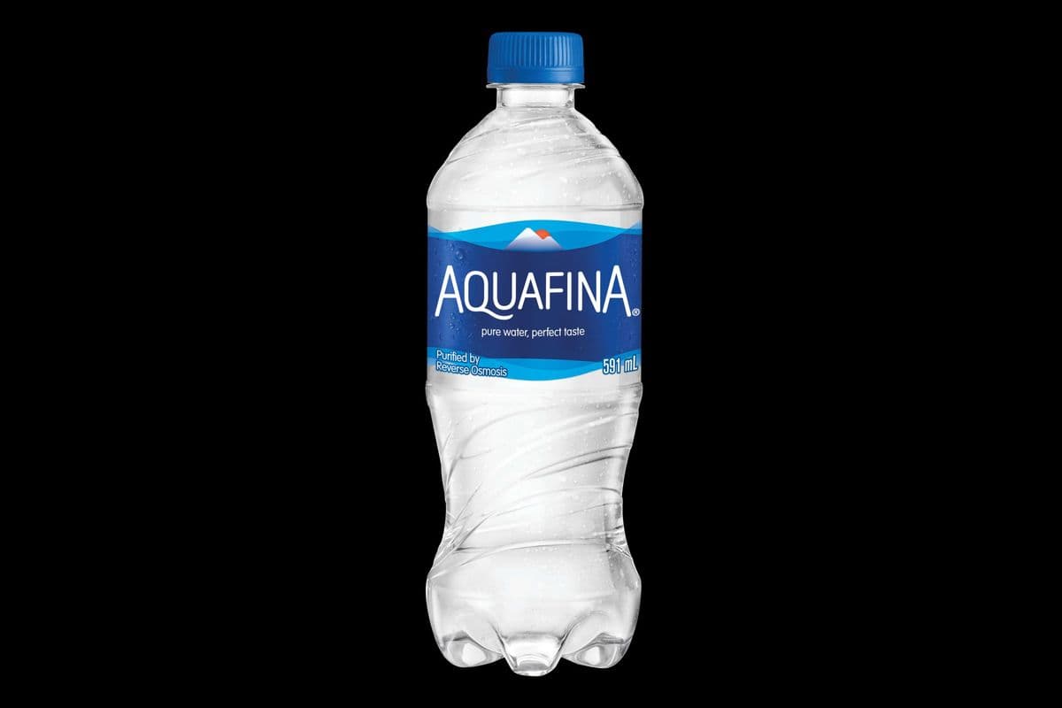Bottled Aquafina Water (591 ml)