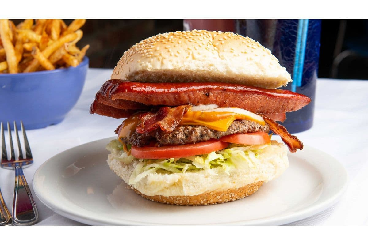 Jebb's Doggie Burger
