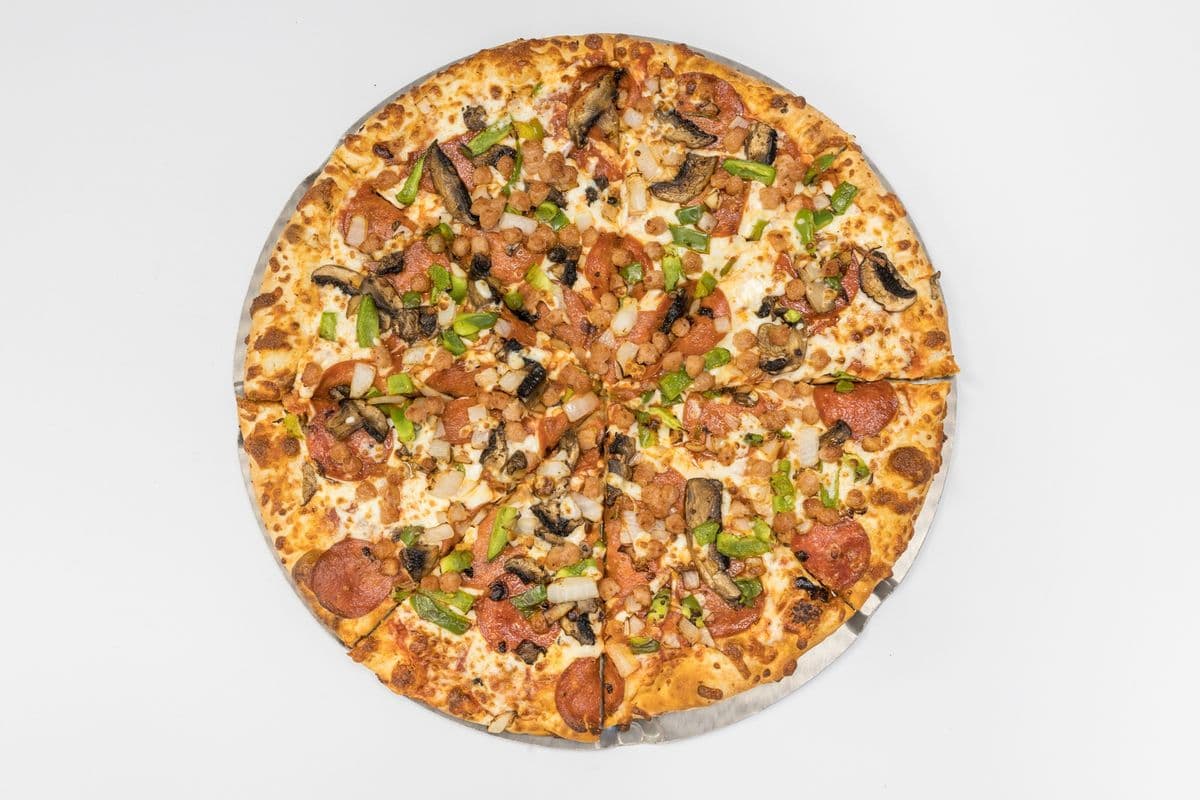 16" X-Large Deluxe Pizza