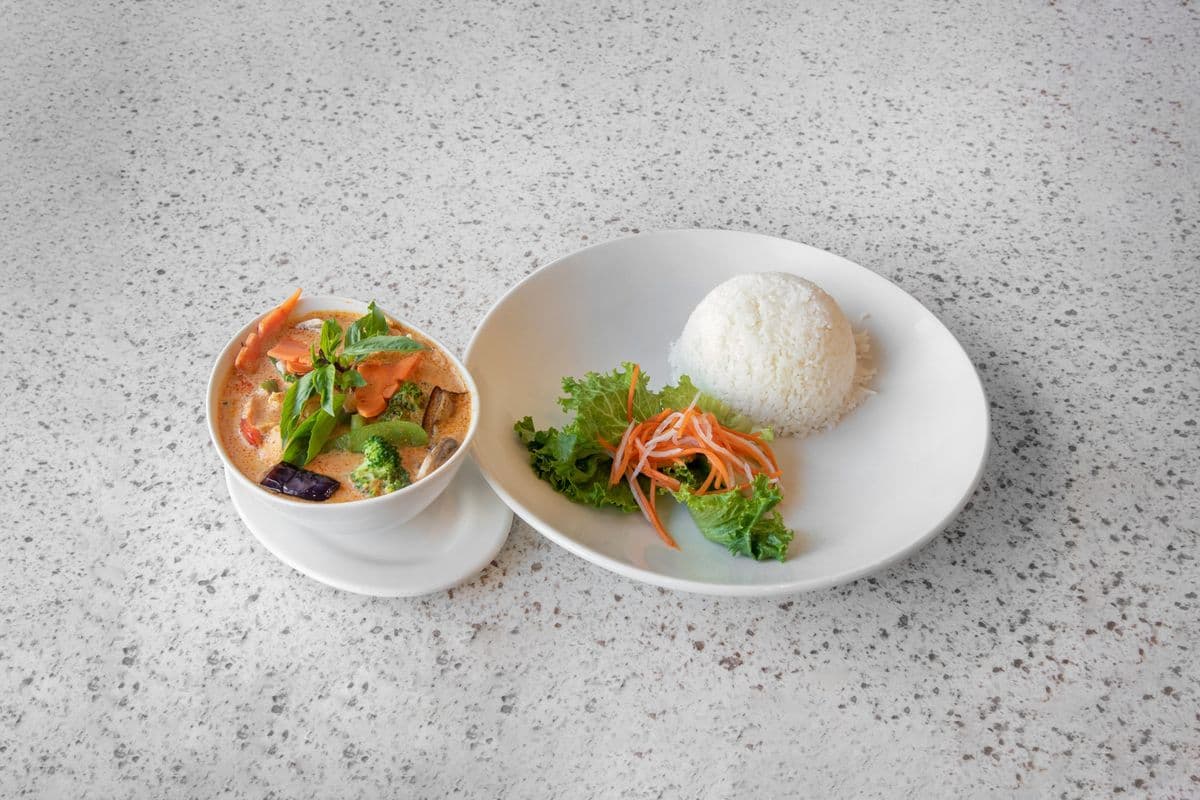 T1. Thai Red Curry