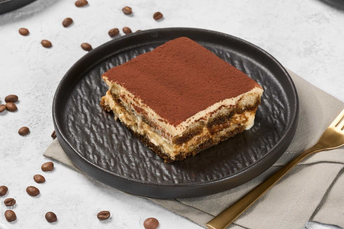 TIRAMISU CHEESECAKE