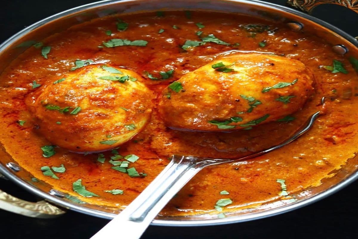 Egg Curry (4 Eggs)
