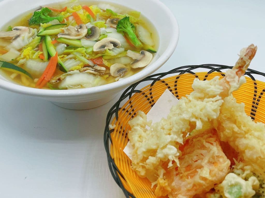 Assort Temp with Udon Soup