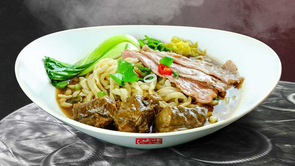 A2. Champion Beef Shank with Noodle in Soup