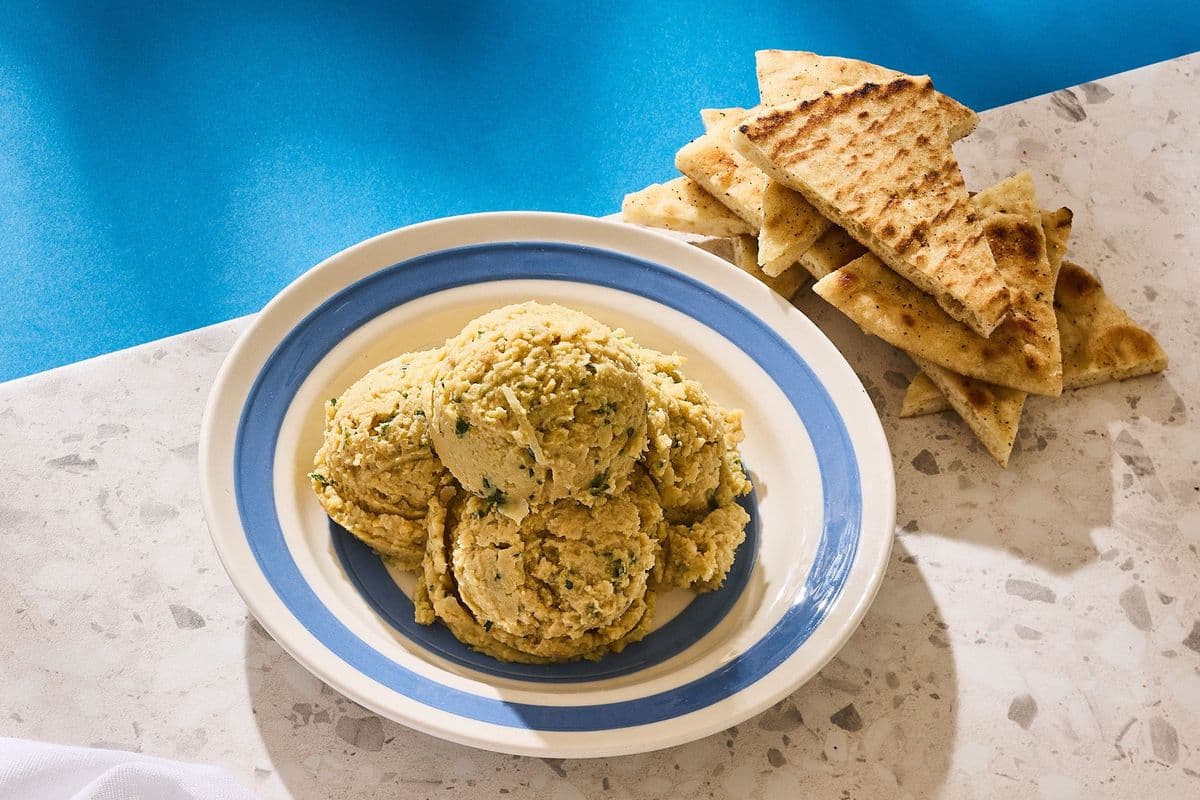 Shareable Hummus and Pita