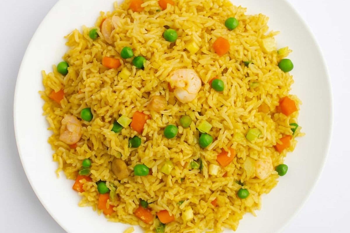 R3. Northern Curry Fried Rice (Spicy) - 咖喱炒飯(辣)