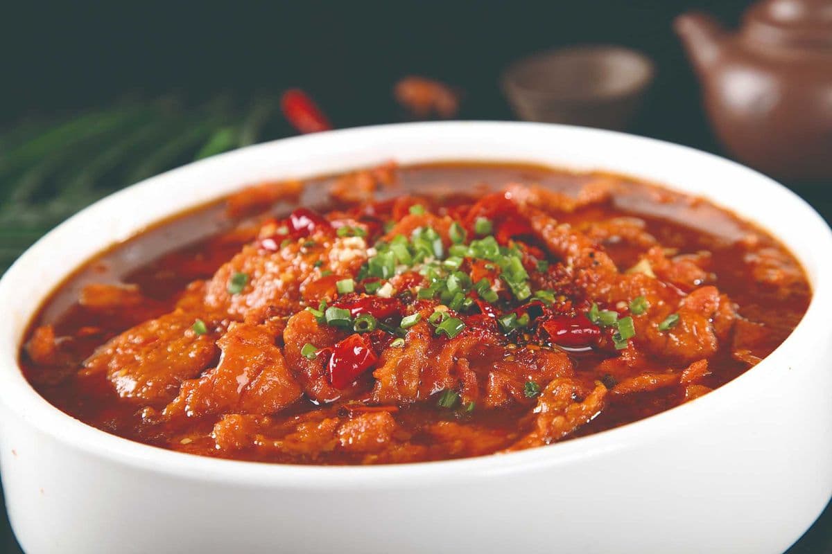 Sliced Beef in Spicy Soup 水煮牛肉