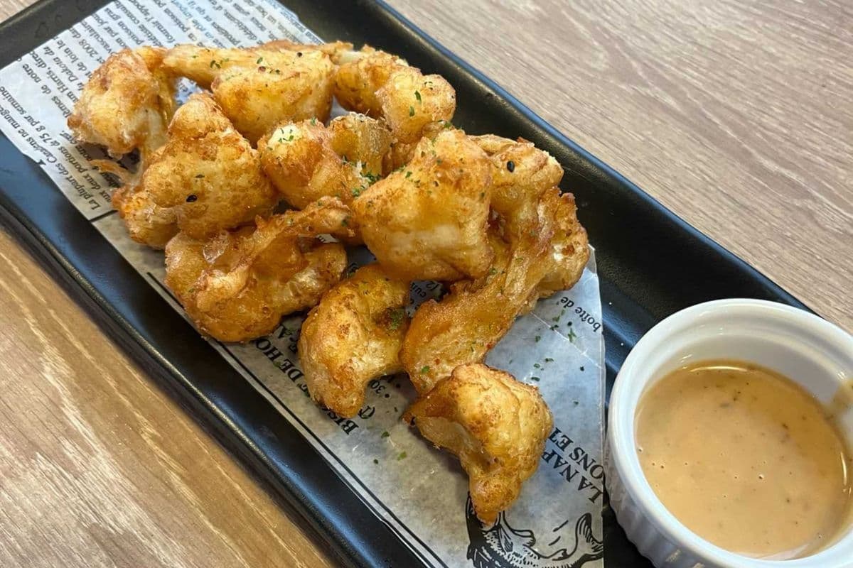 Fried Cauliflower 炸椰菜花