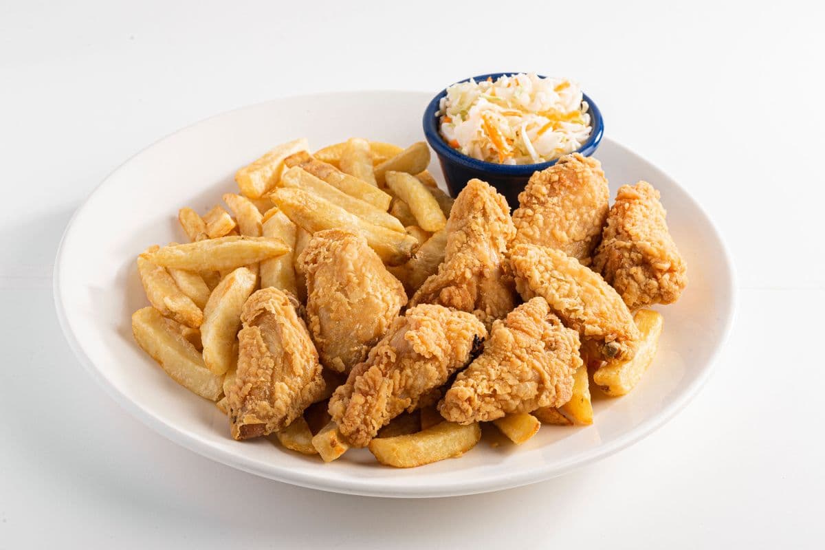 Chicken Wings (8 pcs) & Chips