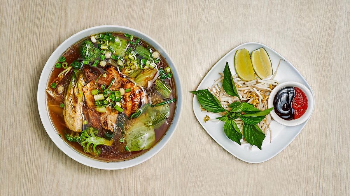 13. Power Green Pho