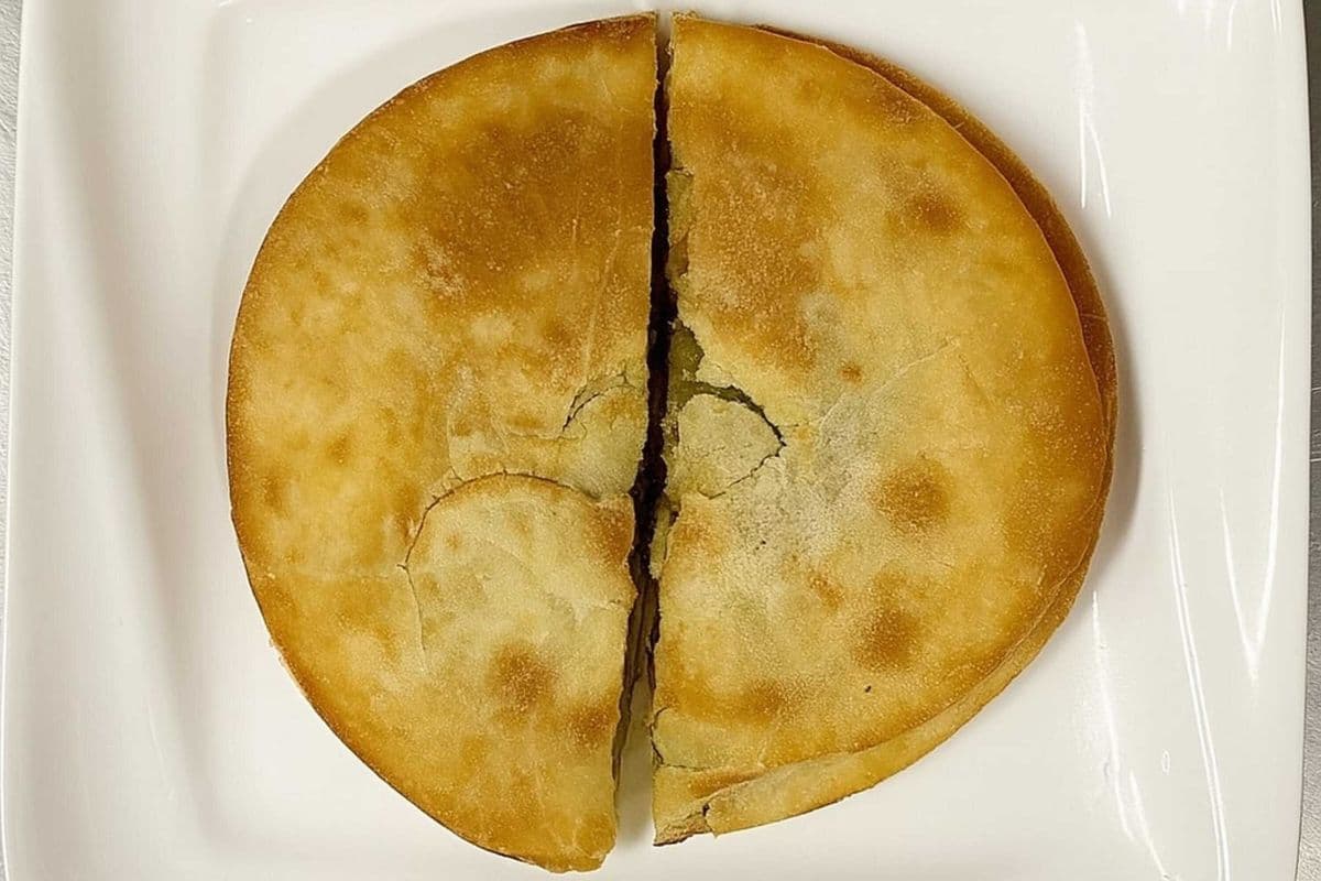 D7. Green Onion Flatbread - 蔥油餅