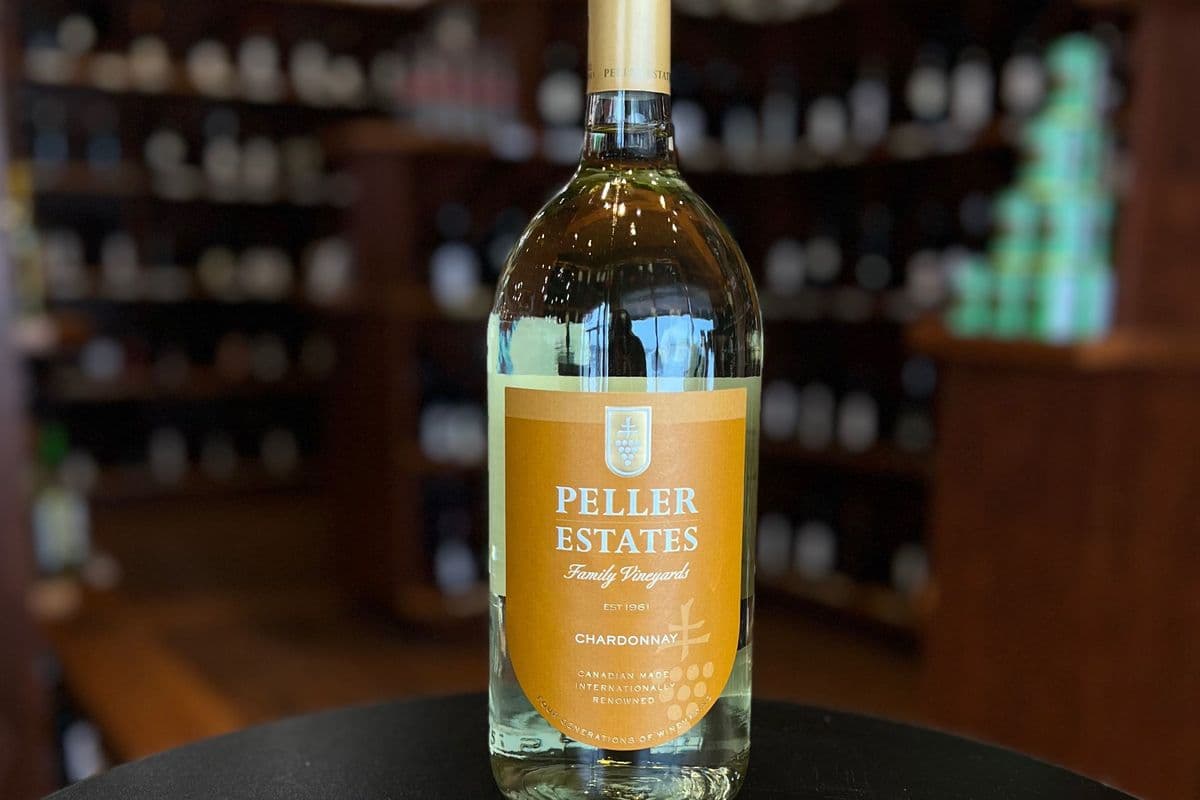 white | 1.5L peller estate chardonnay (1 x 1.5 L)