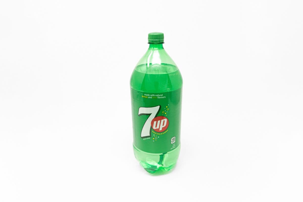 7UP (2 L)