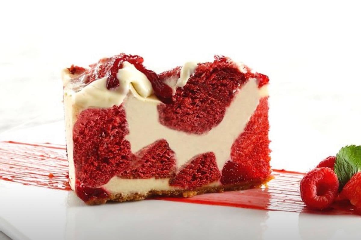 Raspberry Greek Yogurt Cheesecake-