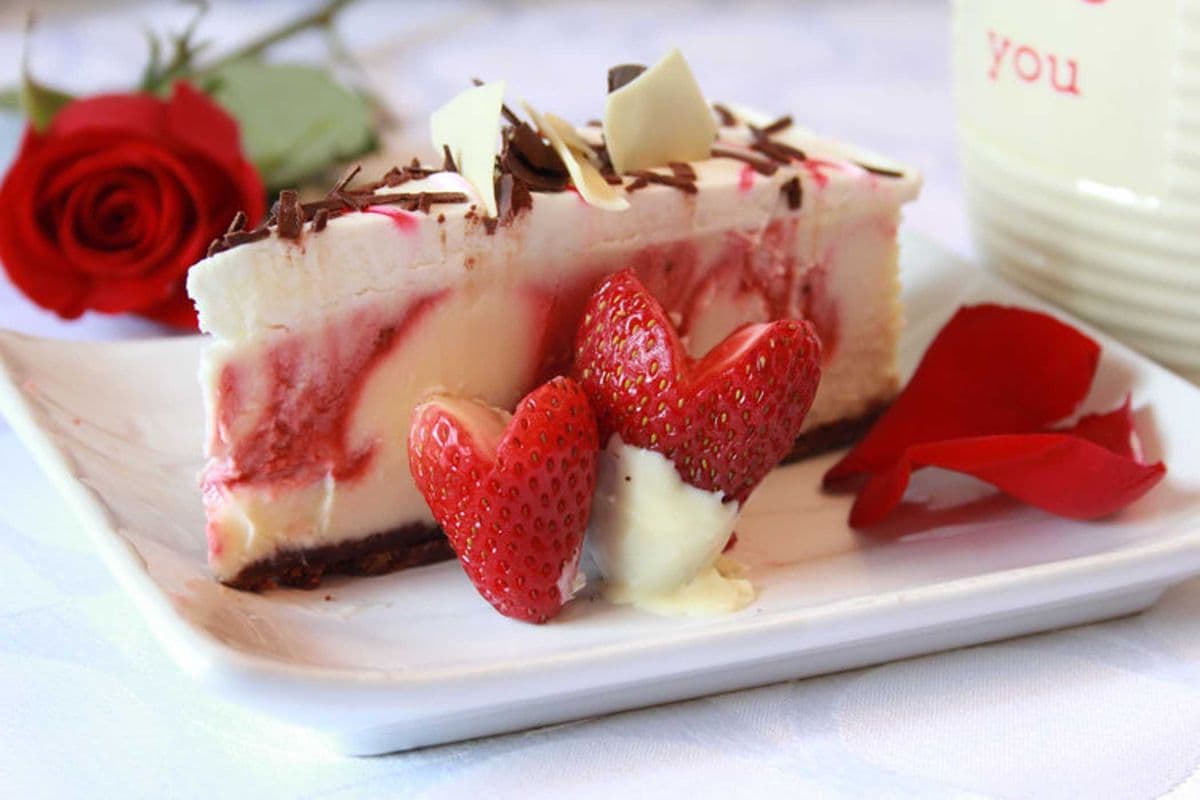 Strawberry Champagne Cheesecake (GF)