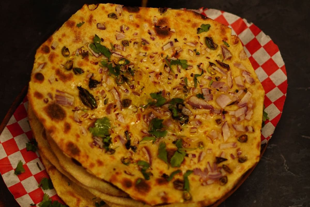 Pyaz Mirch ki Roti